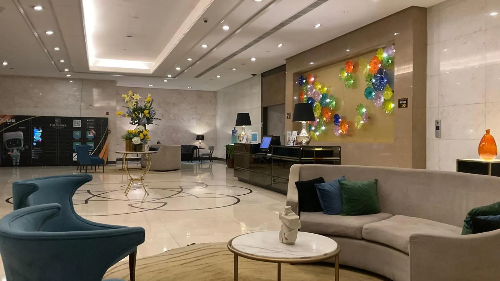 Mc Kinley Home Away From Home Manila 0*,